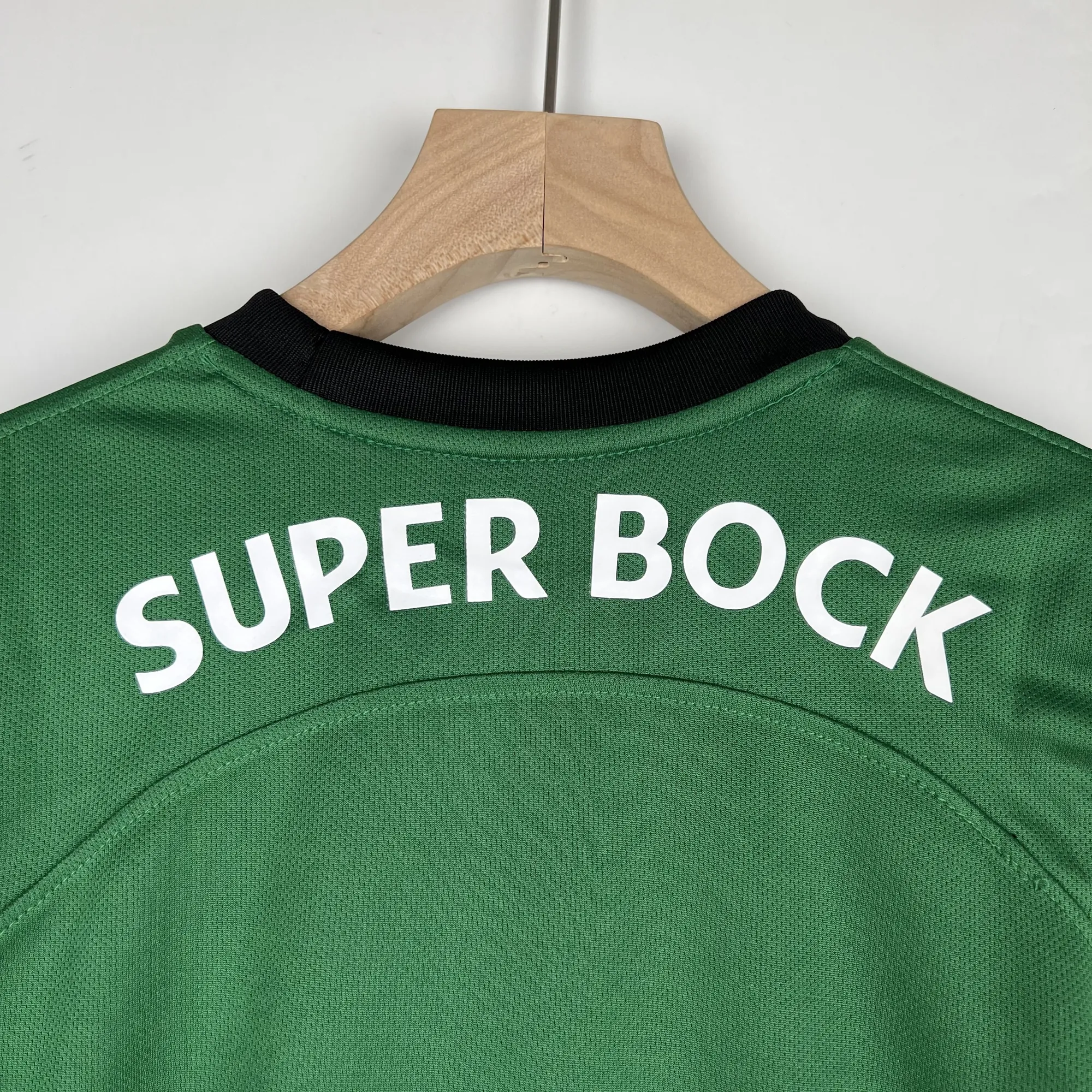 23-24 Sporting Lisbon Home Kids Kits Children Suits Football Jerseys Yupoo 3