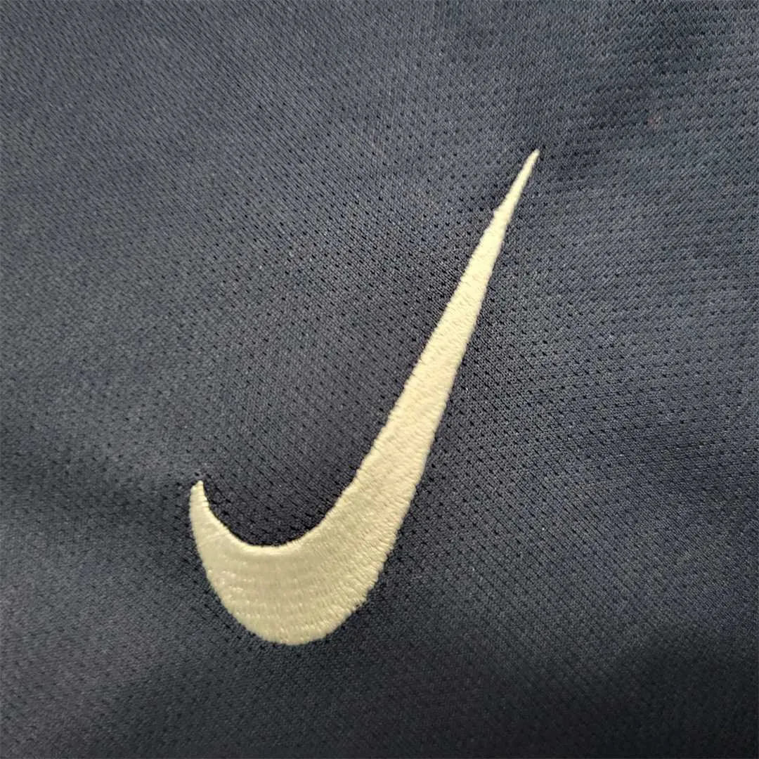 2018 France home 1