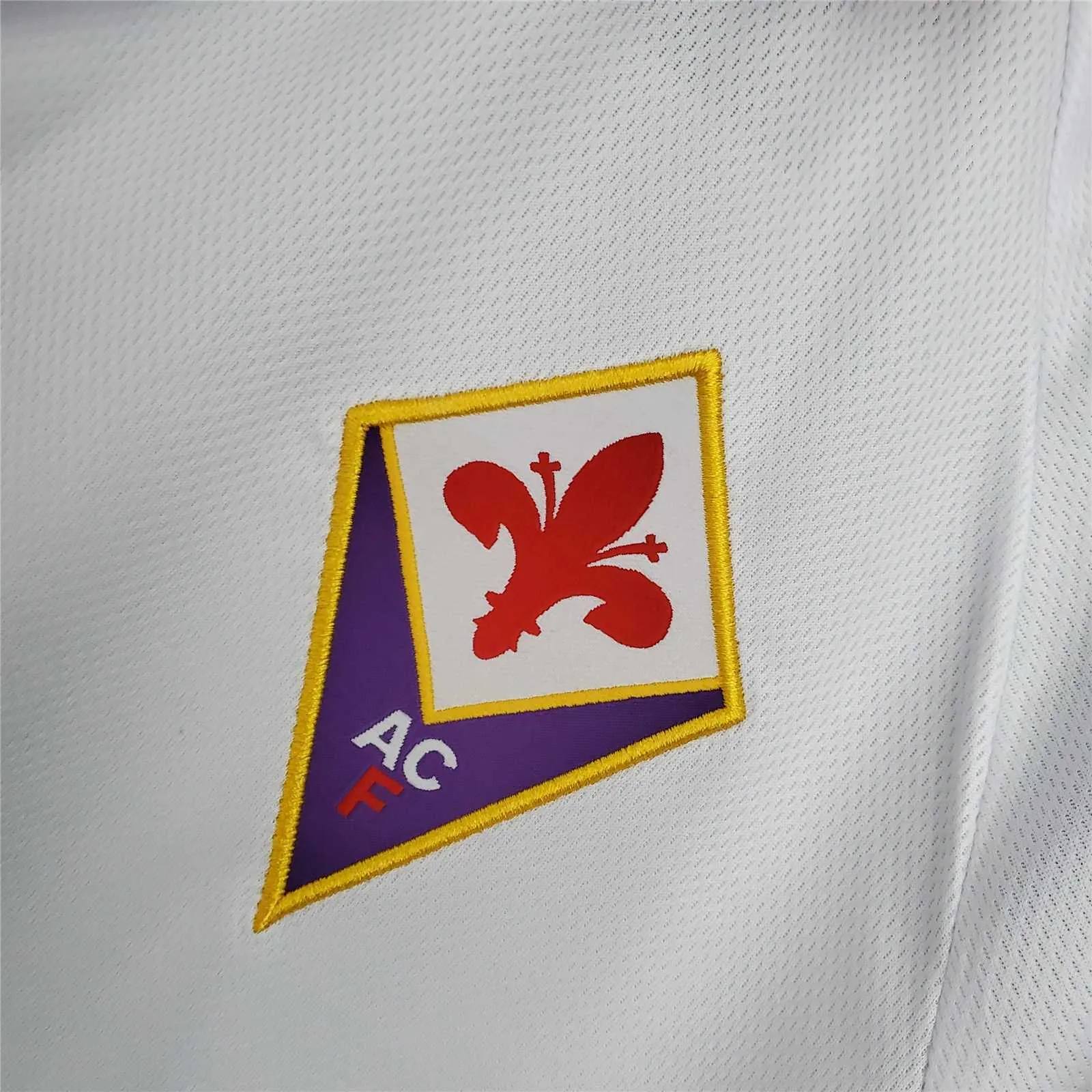 95-96 Fiorentina away 2