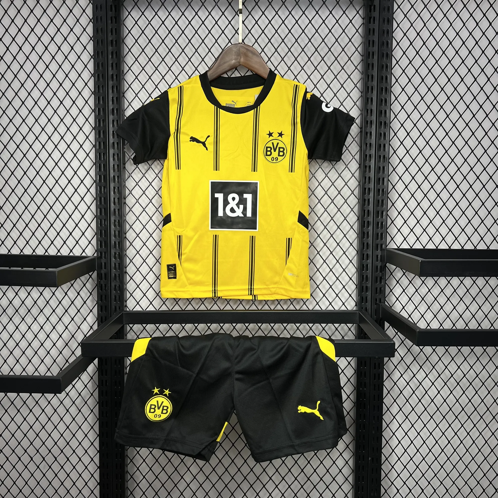 24-25 Borussia Dortmund Home Kids Kits Youth Apparels AAAAJersey Supplier Yupoo 6