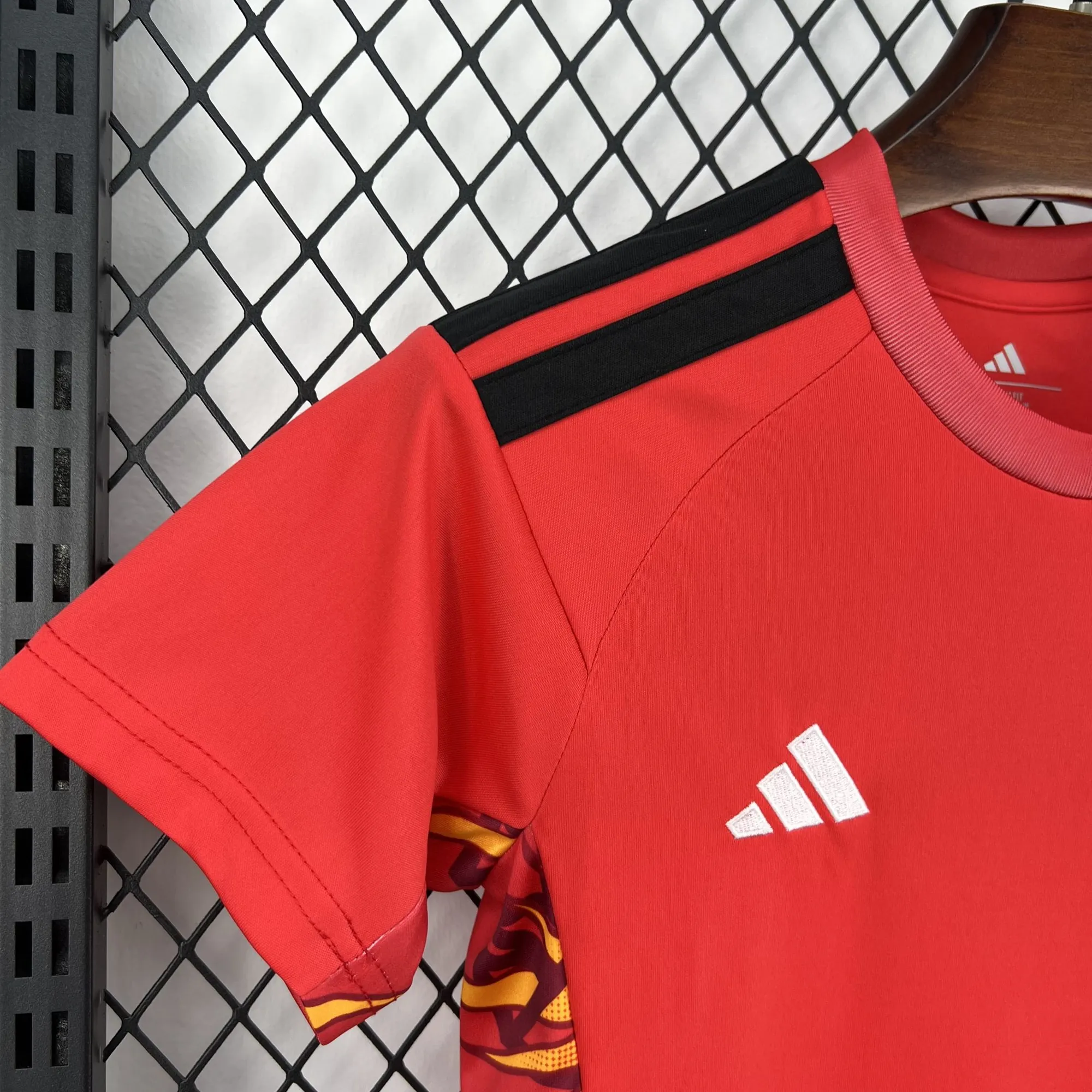 2026 World Cup Japan Goalkeeper Kids Kit Soccer Youth Apparels AAAAJersey Supply Yupoo 5 1