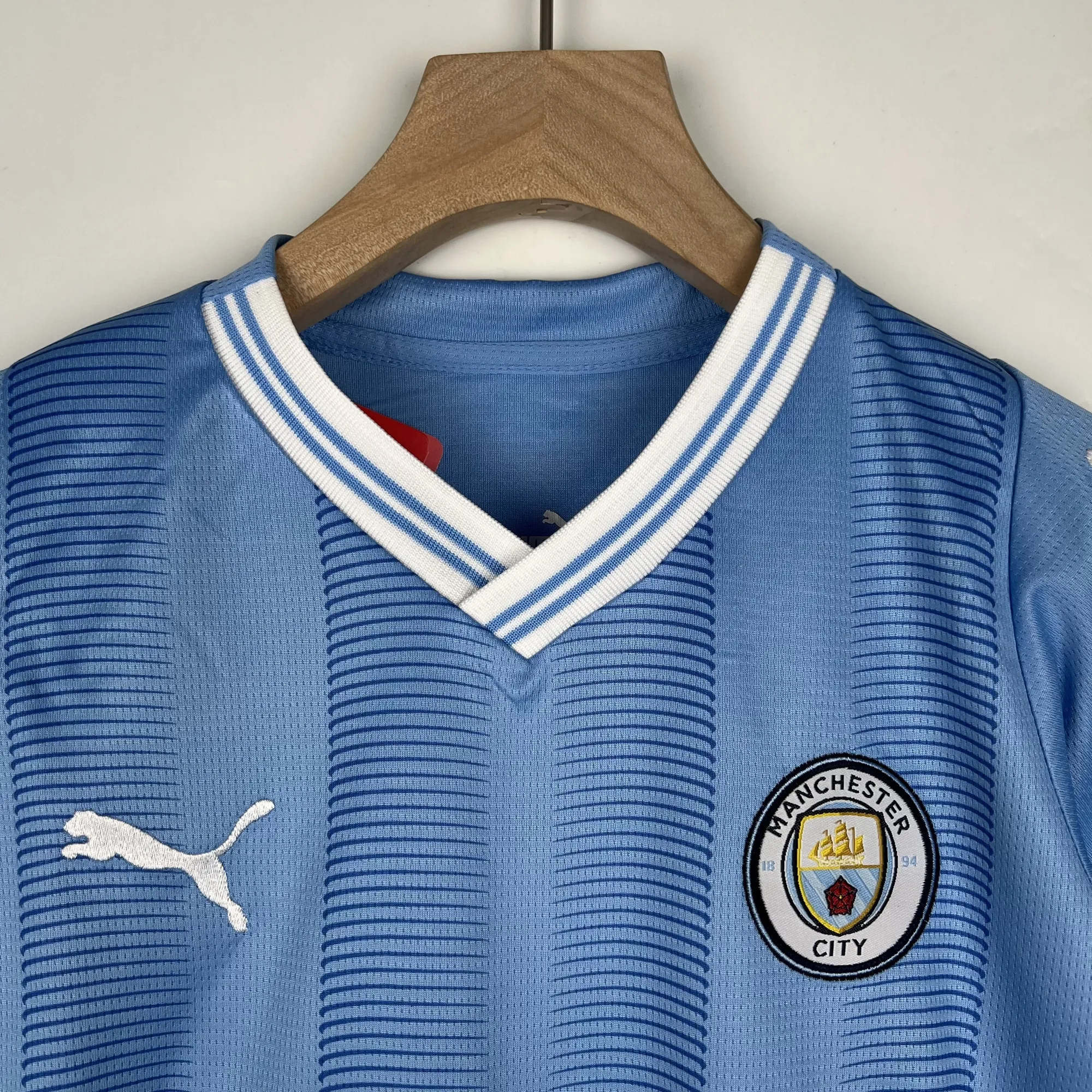23-24 Kids Manchester City home size 16-28 6