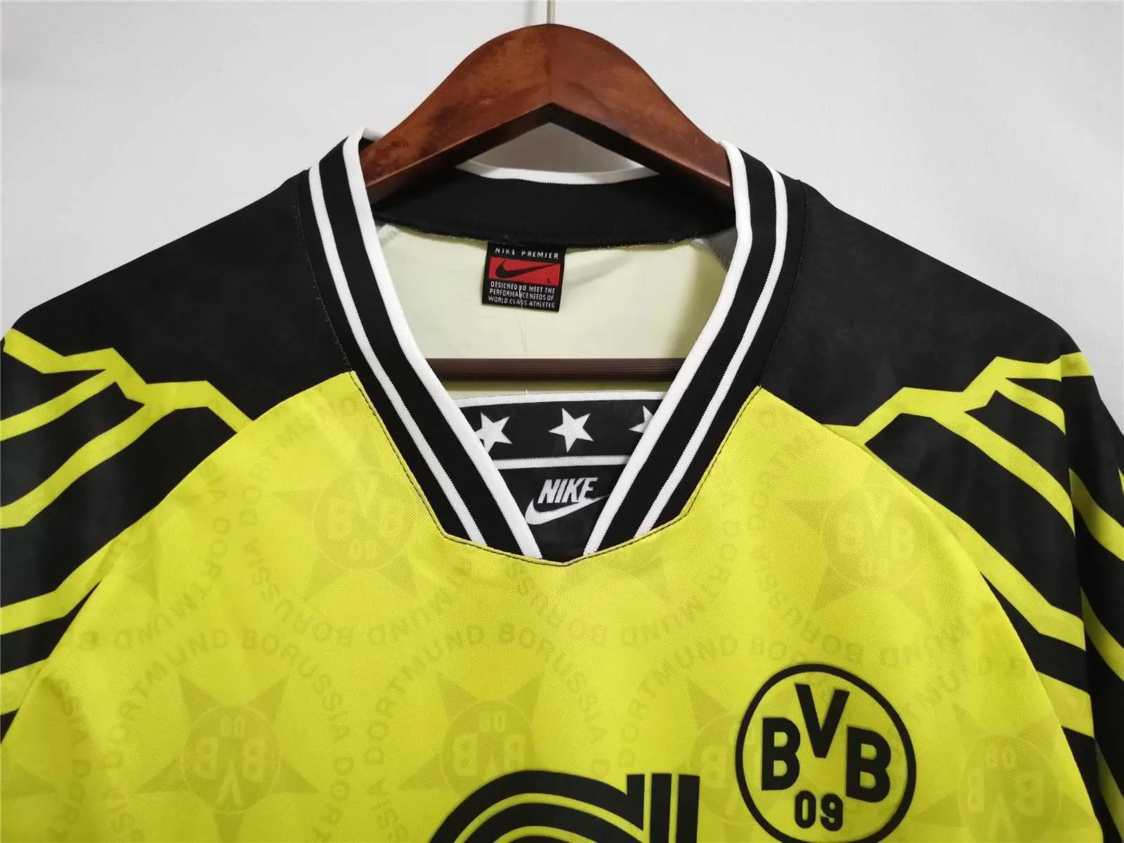 94-95 Dortmund home 9
