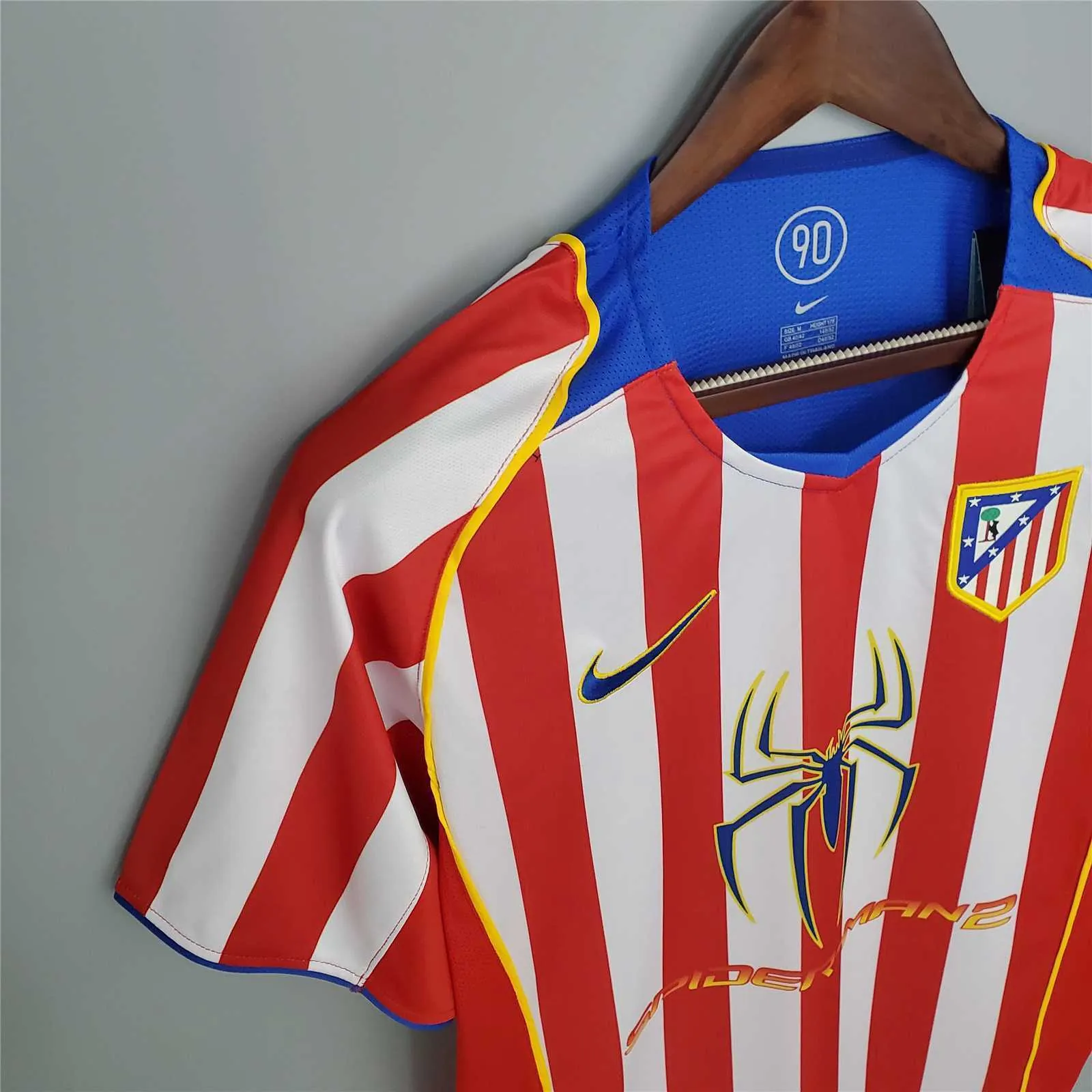 04-05 Atletico Madrid Home Kit Retro Football Vintage Uniform AAAAJersey Supply Yupoo 11