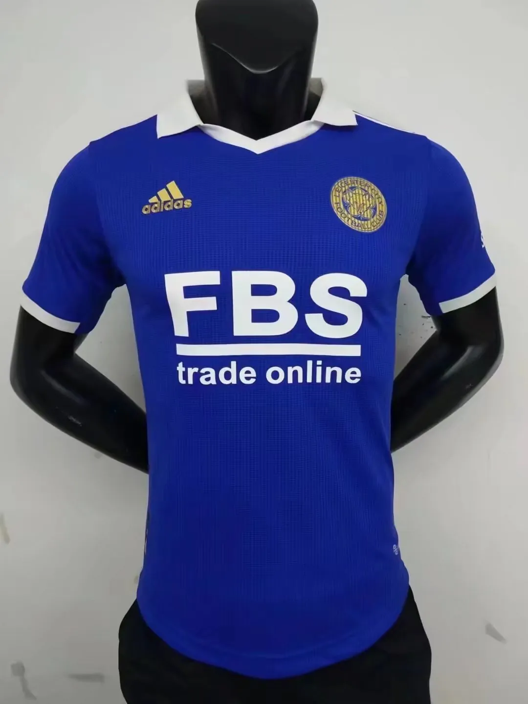 22-23 Leicester City home player version 10