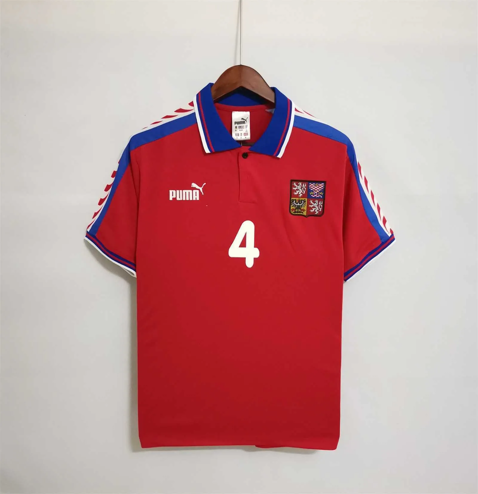 1996 Czech Republic home red 4