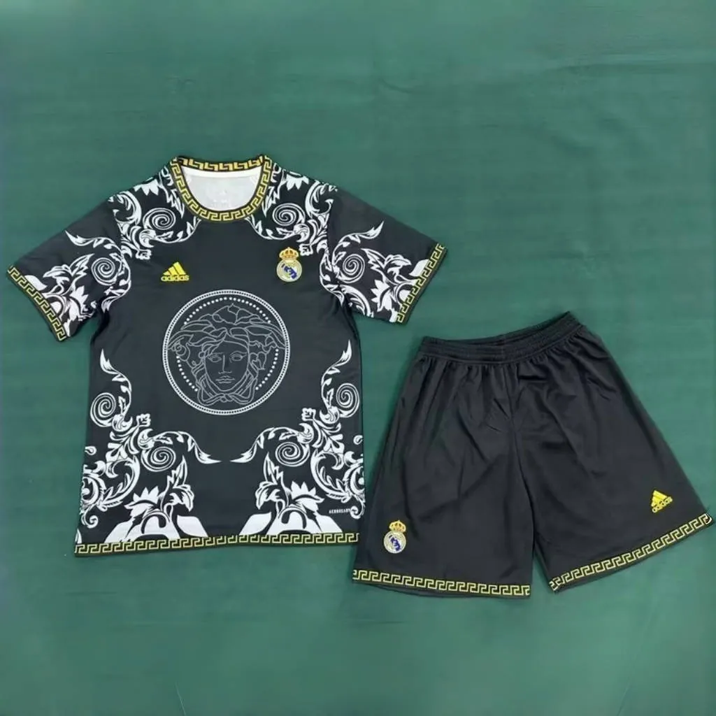 25-26 Real Madrid Kid Black Special Edition Kits Youth Apparels AAAAJersey Supplier Yupoo 2