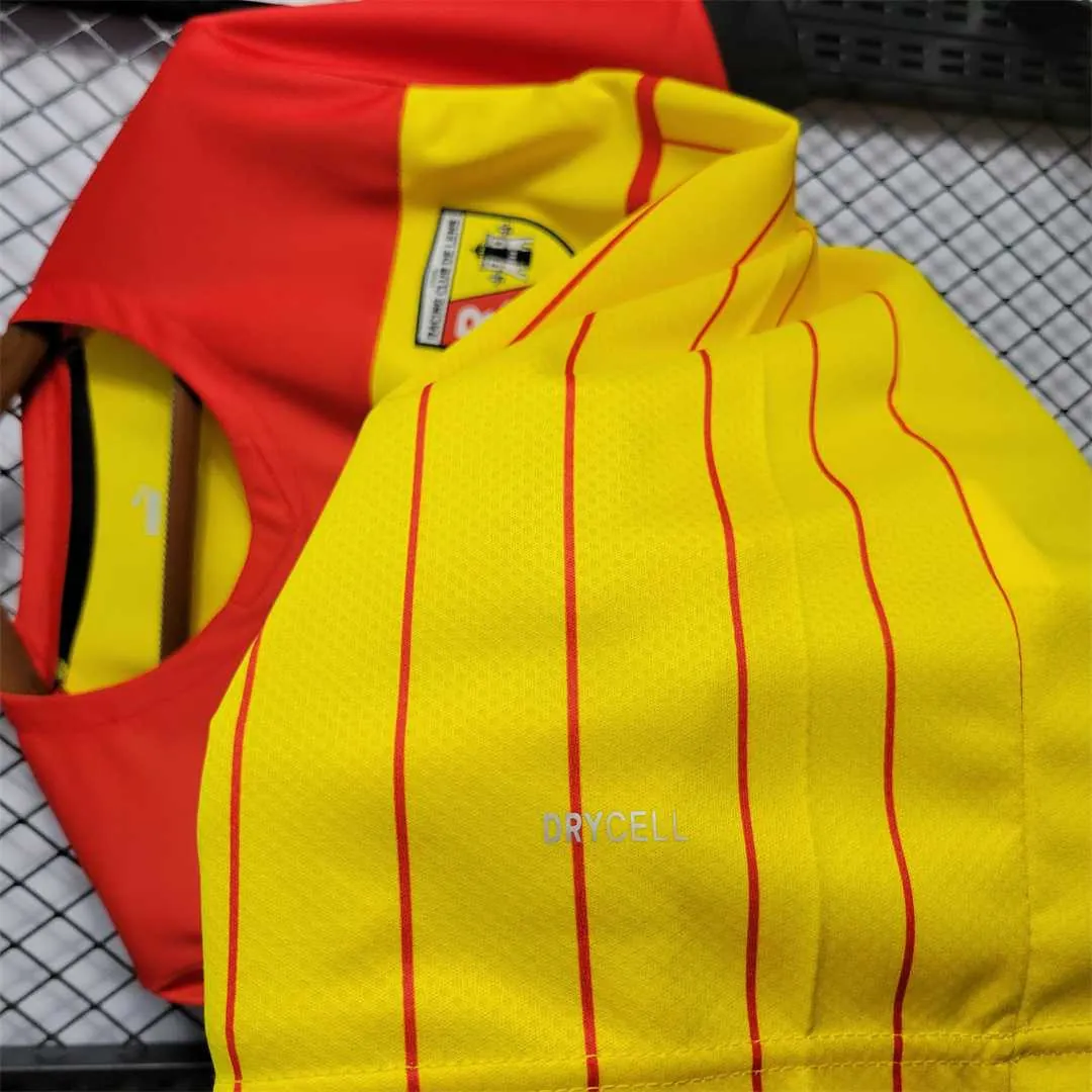 22-23 Lens home 6