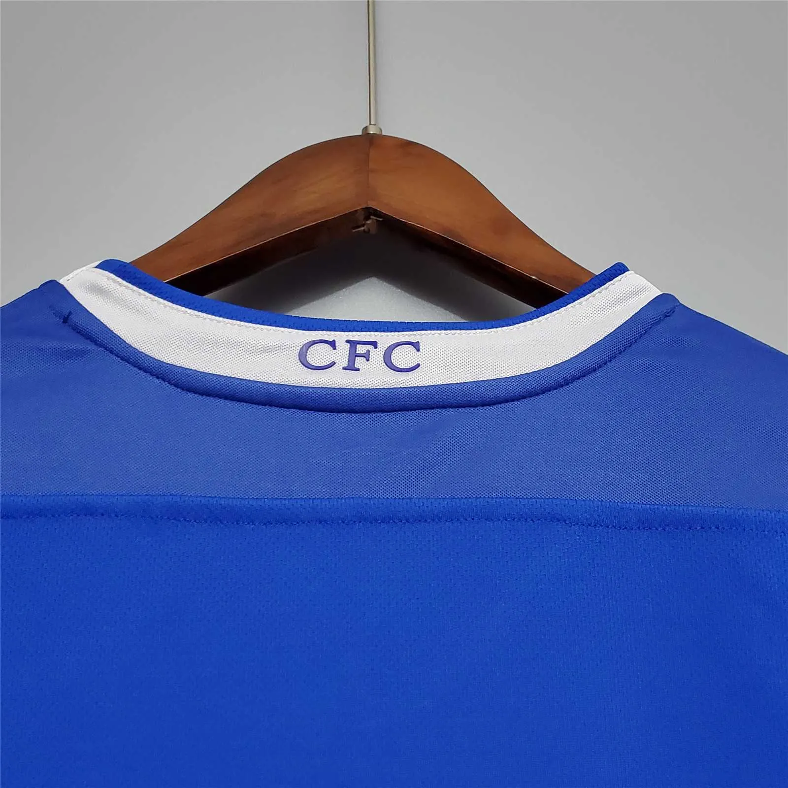 03-05 Chelsea home blue 10