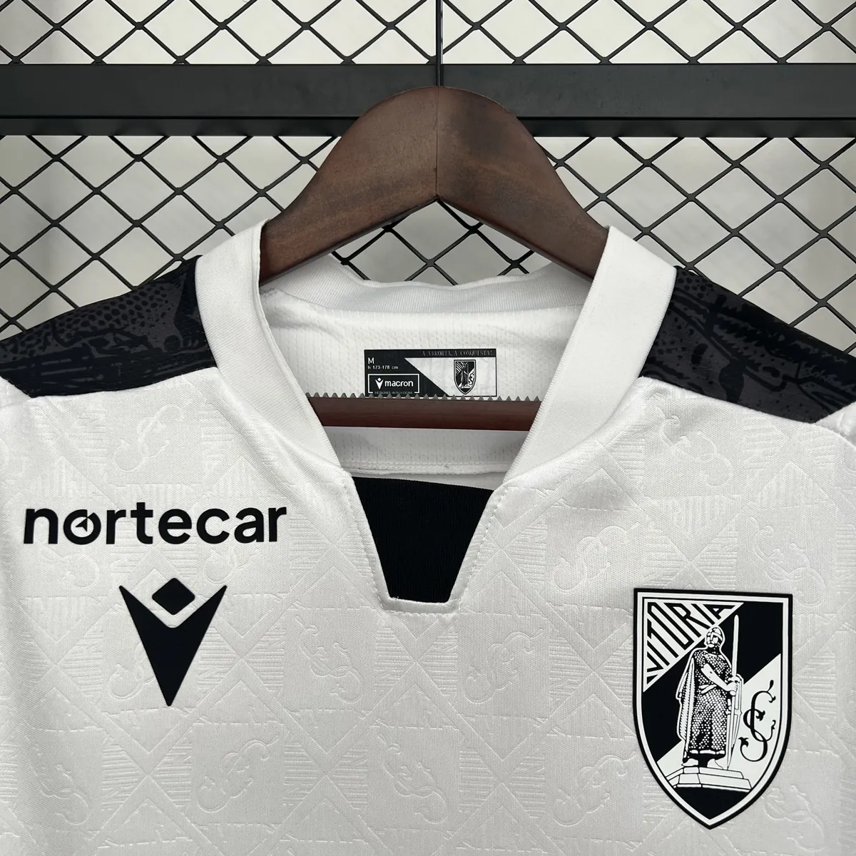 25-26 Vitória De Guimares Home Kit Shirt Soccer Uniforms Football AAAAJersey Dropship Yupoo 4
