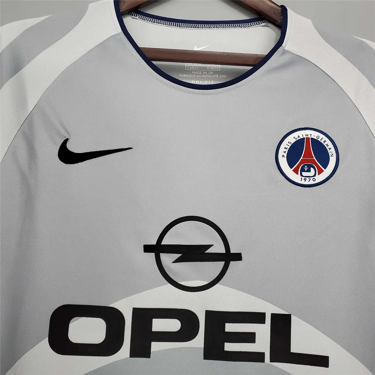 01-02 PSG away 8