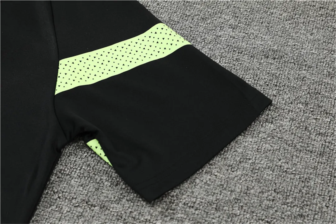 22-23 Manchester City Training Kit Black 8