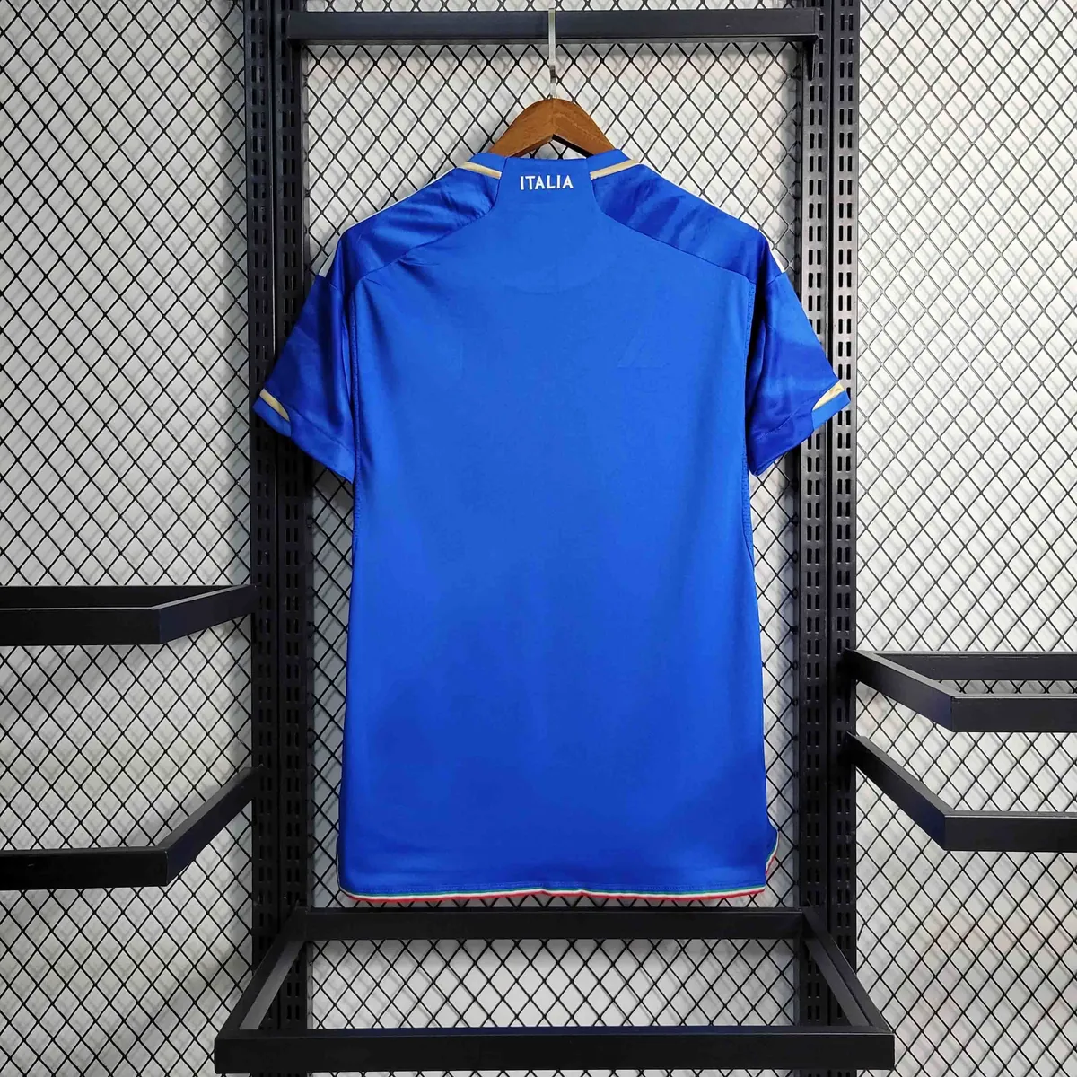 2023 Italy home 4