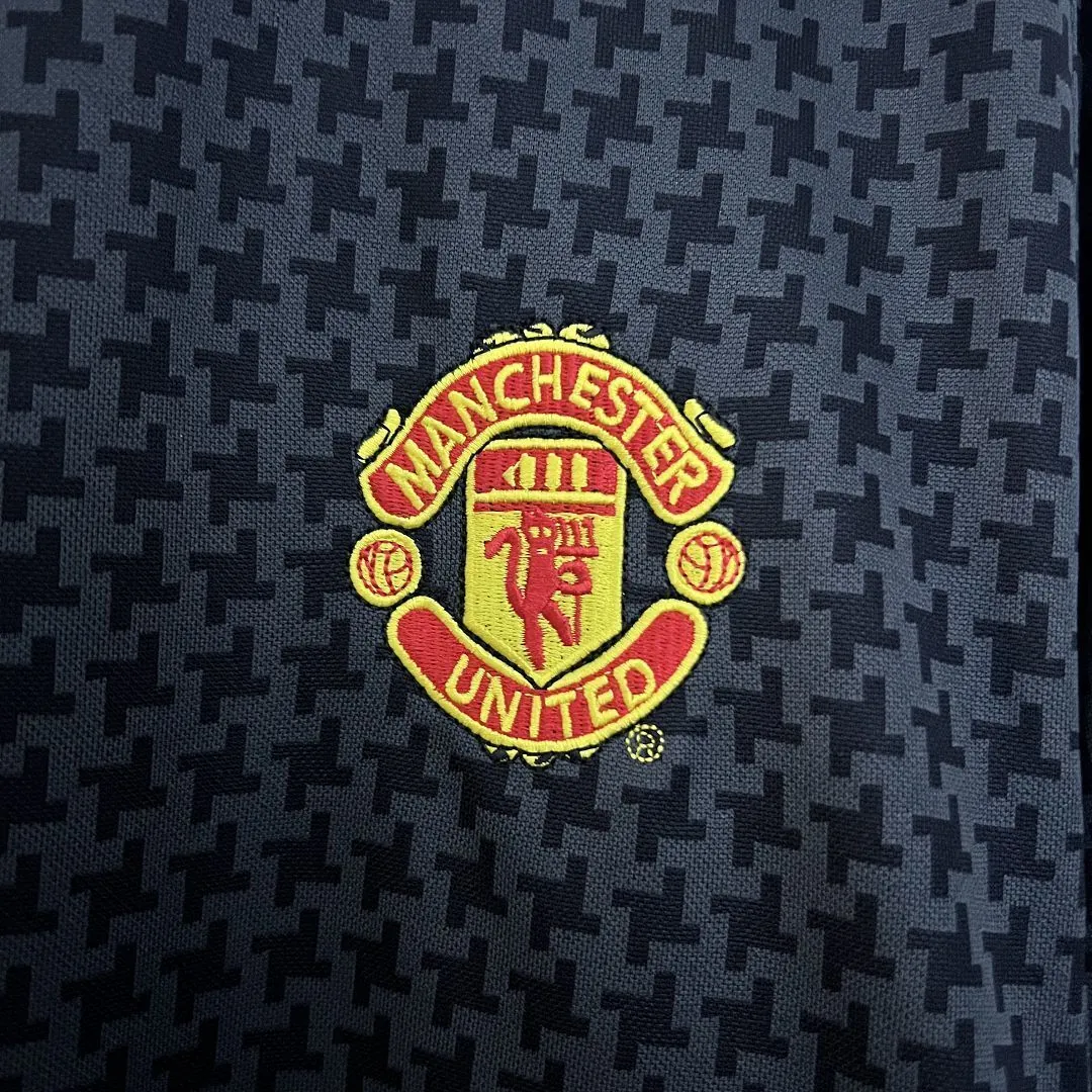 03-05 Manchester United Away Retro Kit Vintage Shirt AAAAJersey Dropship Yupoo 1