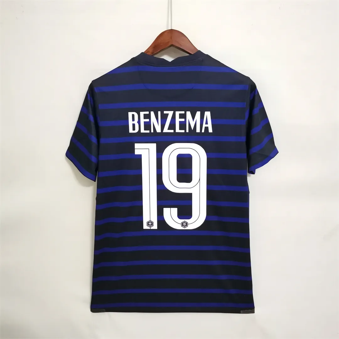 2020 France home 16
