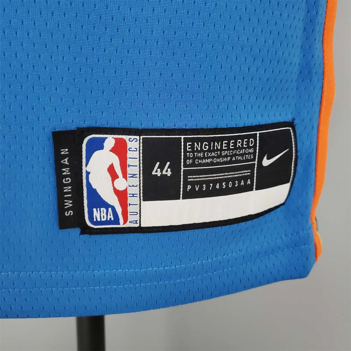ANTHONY#7 Thunder blue 3