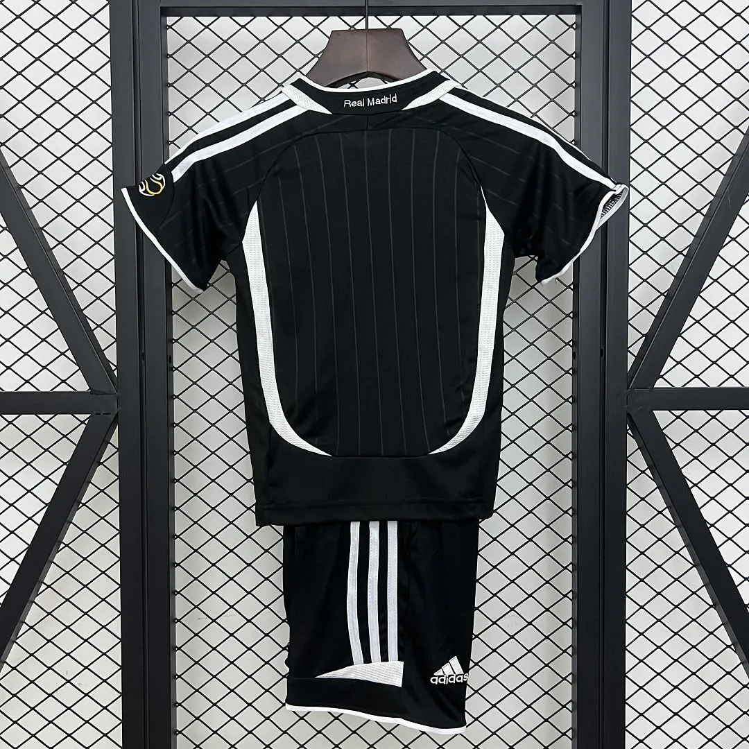 06-07 Real Madrid Away Retro Kid Kits Vintage Youth Apparels AAAAJersey Supplier Yupoo 9