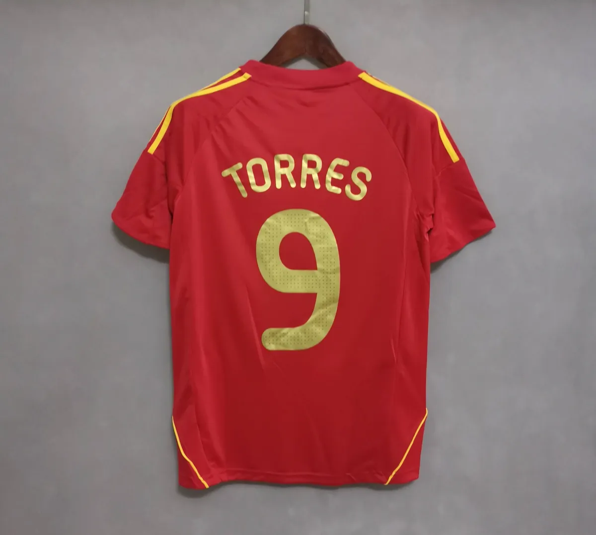 2008 Spain home 7