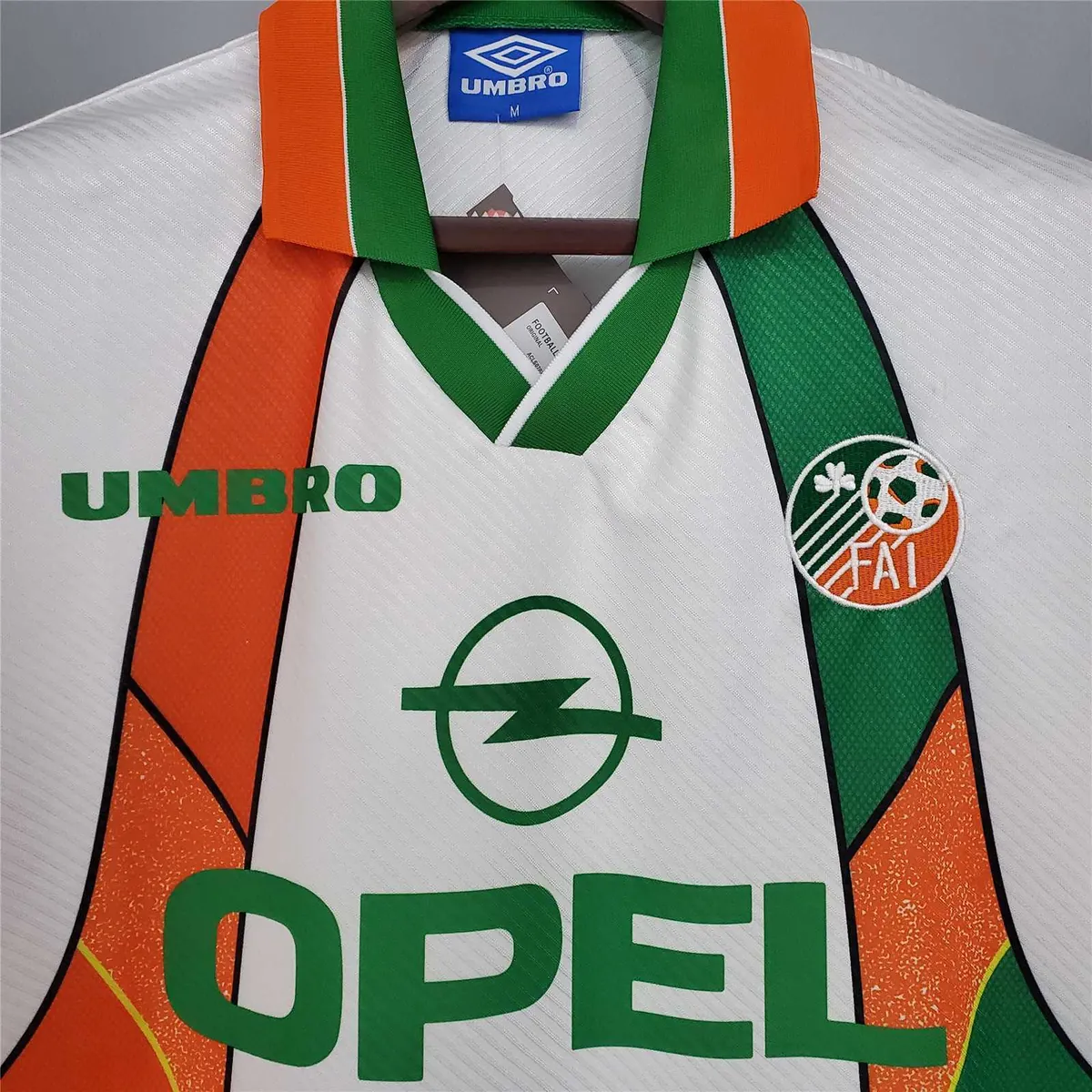 199496 Ireland away 3