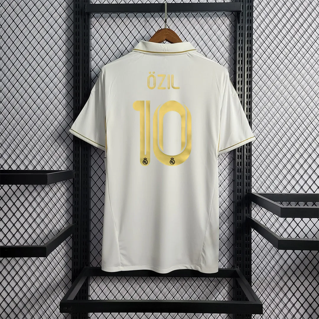 11-12 Real Madrid home 7