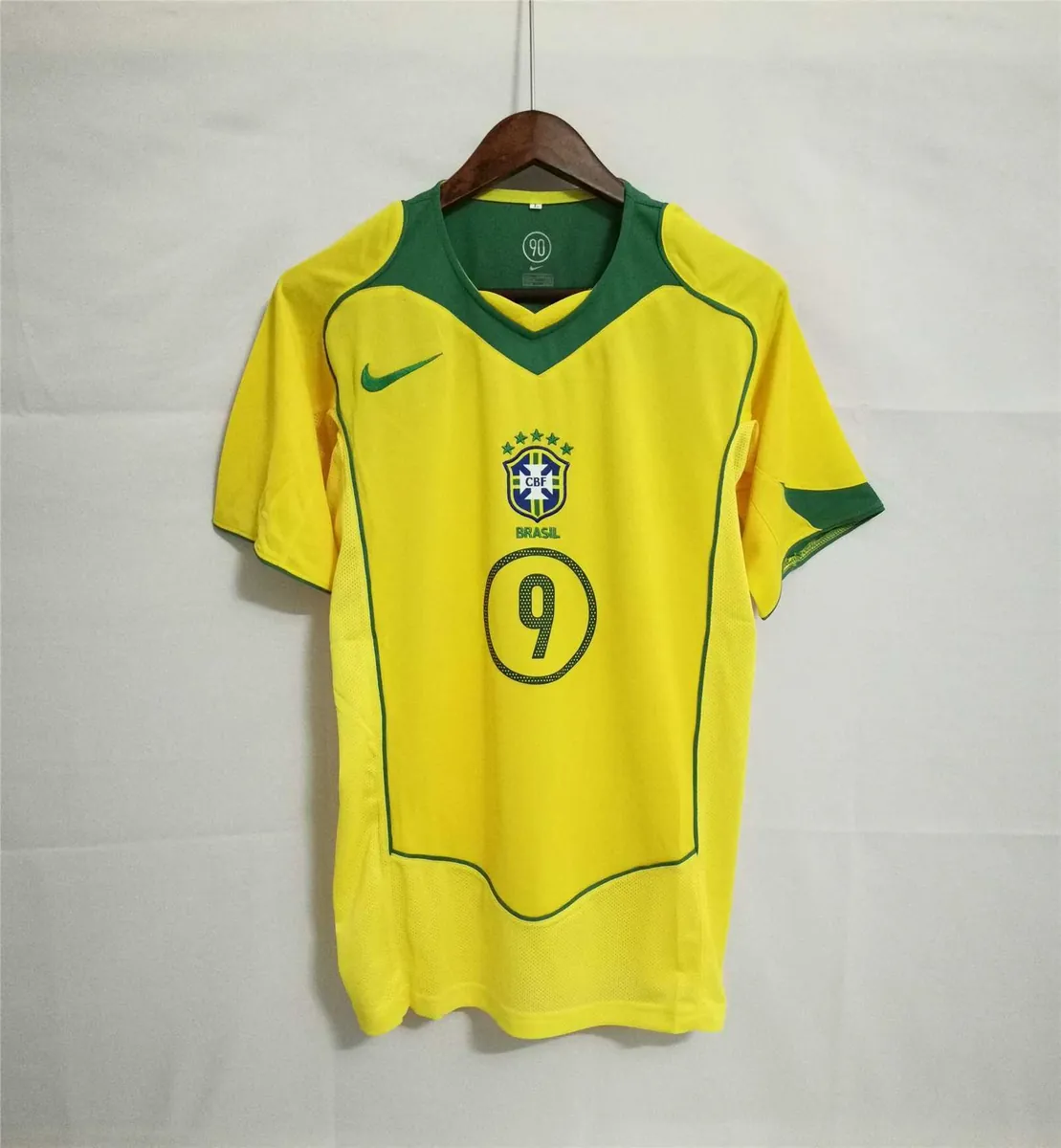 2004 Brazil home 9