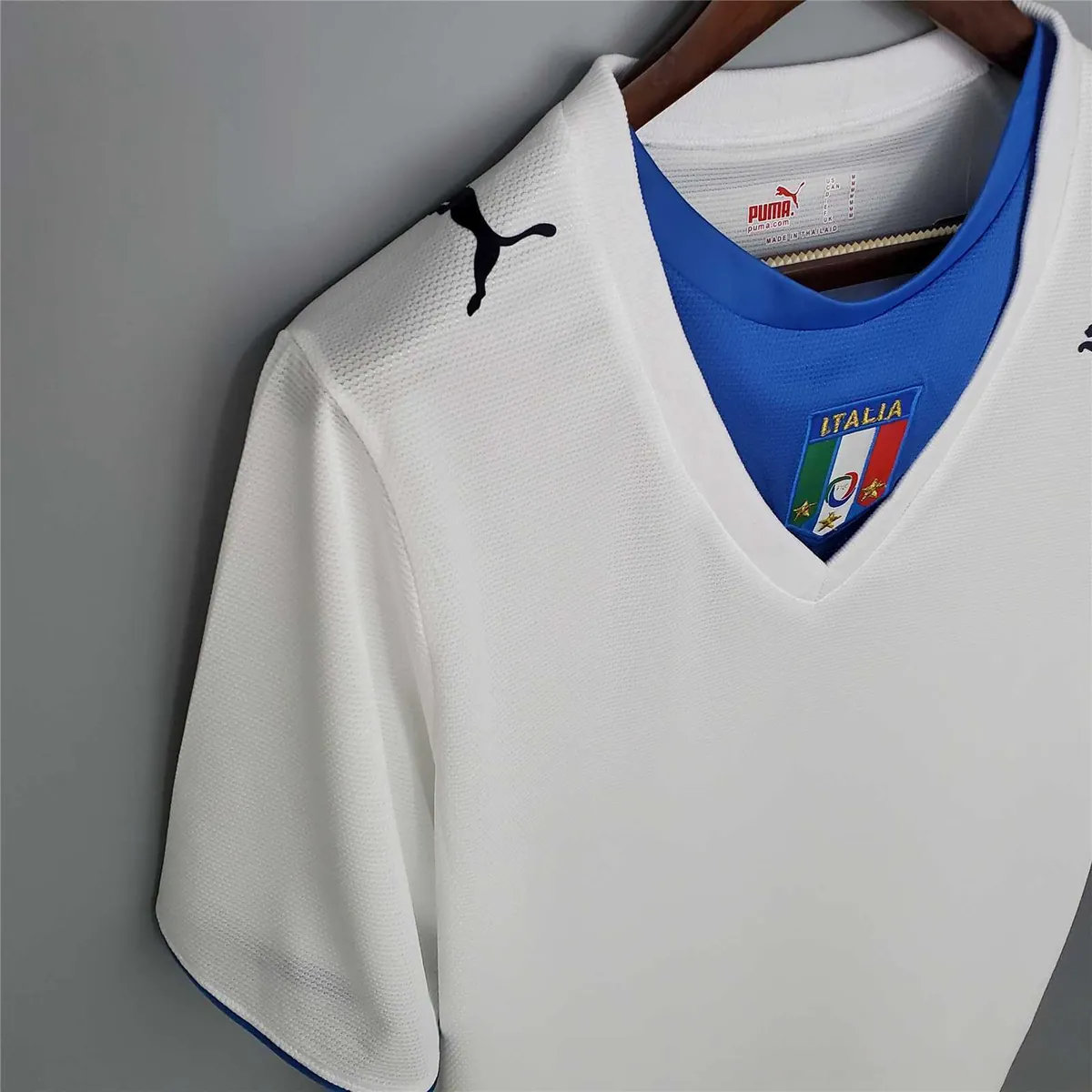 2006 Italy away white 1