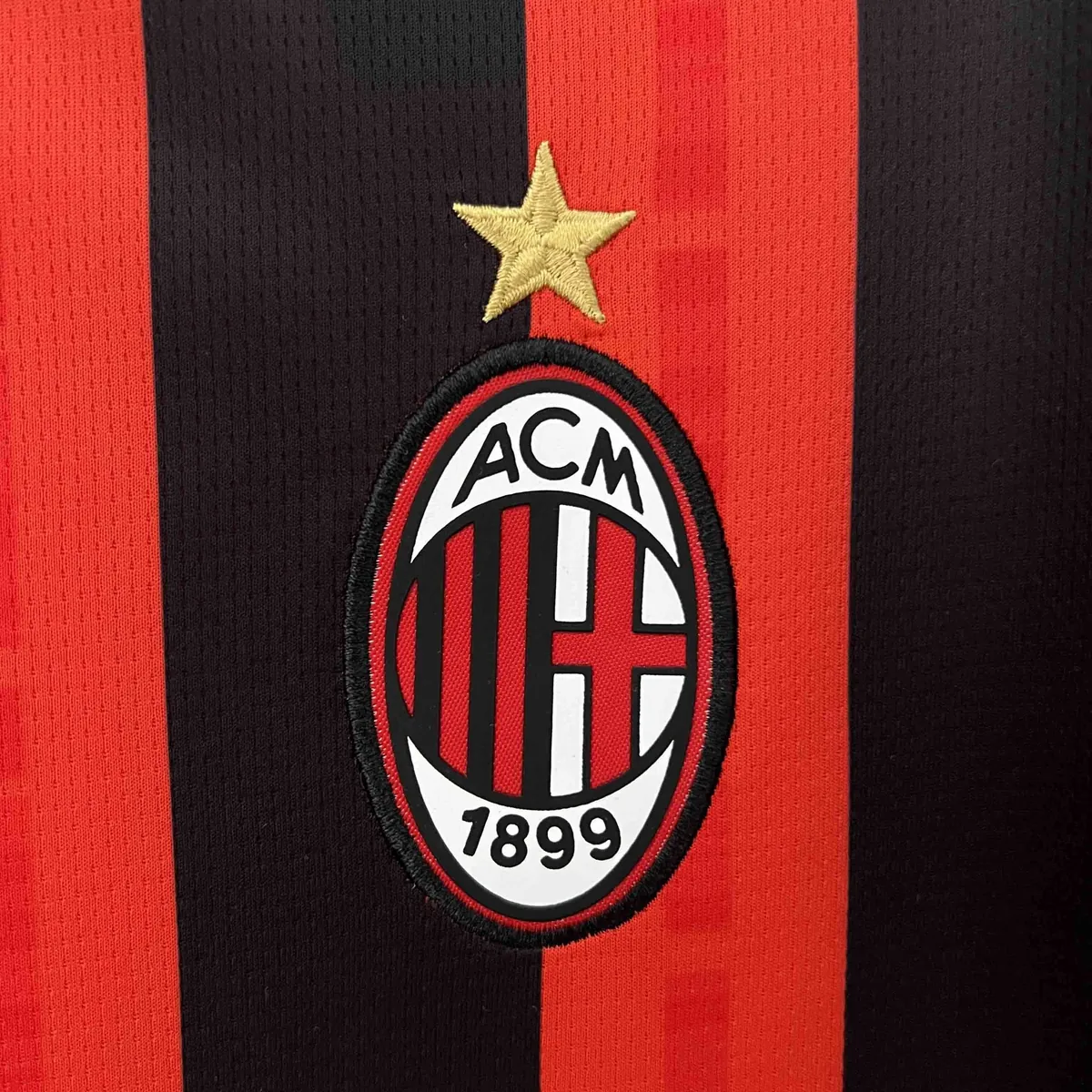 24-25 AC Milan Home Kit Soccer Uniform AAAAJersey Wholesale Yupoo 1