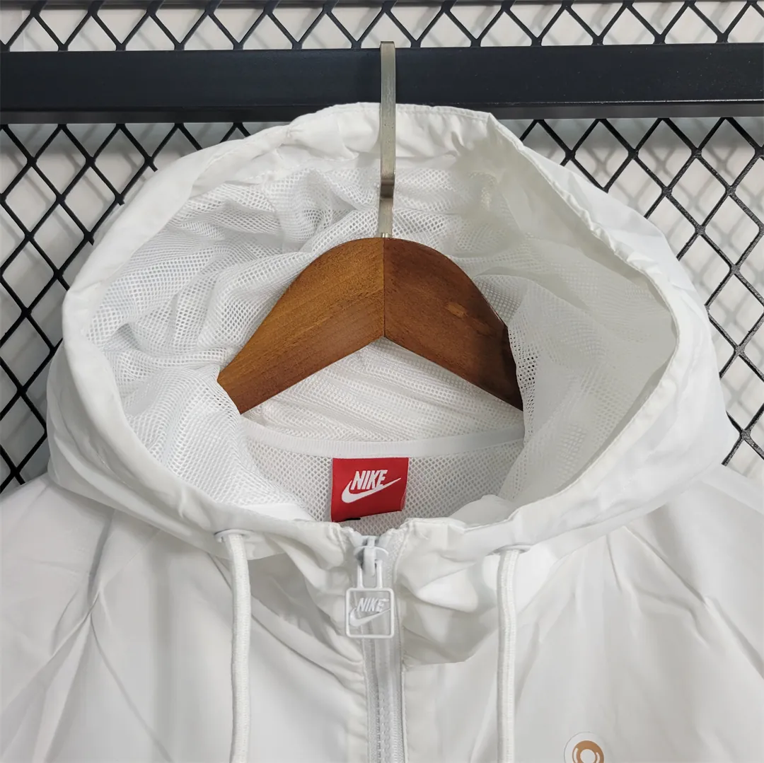 23-24 Windbreaker Corinthians white 1