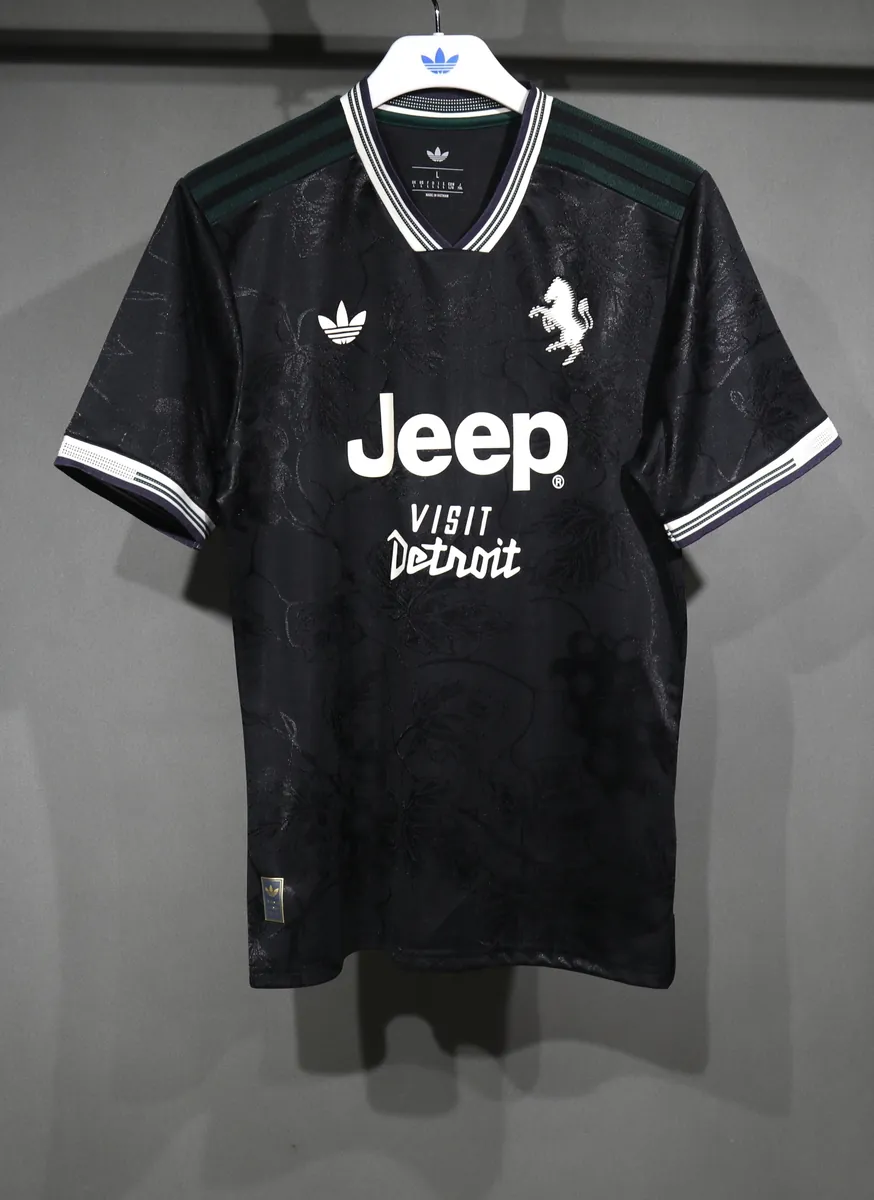 25-26 Juventus Third Kit Player Version Football T-Shirt AAAAJersey Supply Yupoo 1