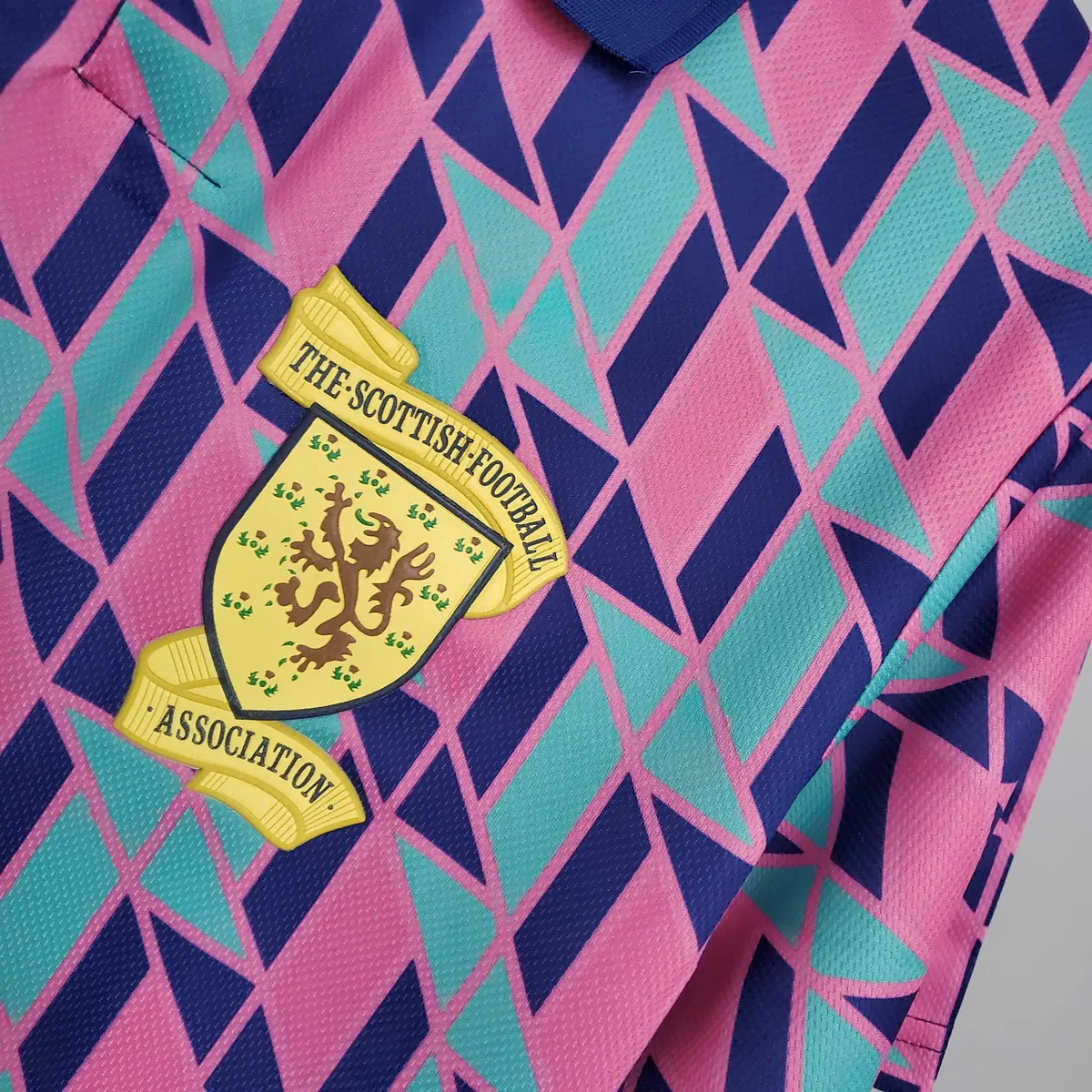 89-90 Scotland away 3