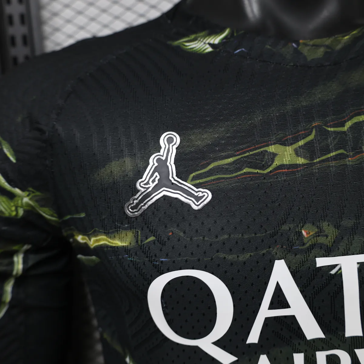 26-27 PSG x Stadium Night Forth Kit Player Edition Soccer Long Sleeve Shirts AAAAJersey Supply Yupoo 8