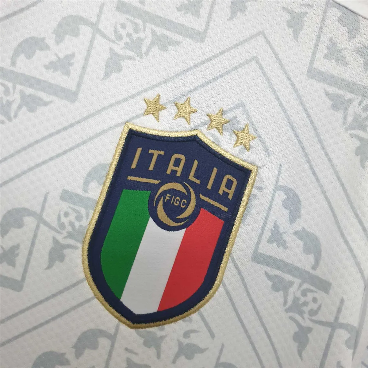 2020 Italy away white 5