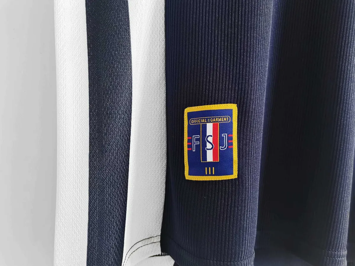 1998 Yugoslavia home 9