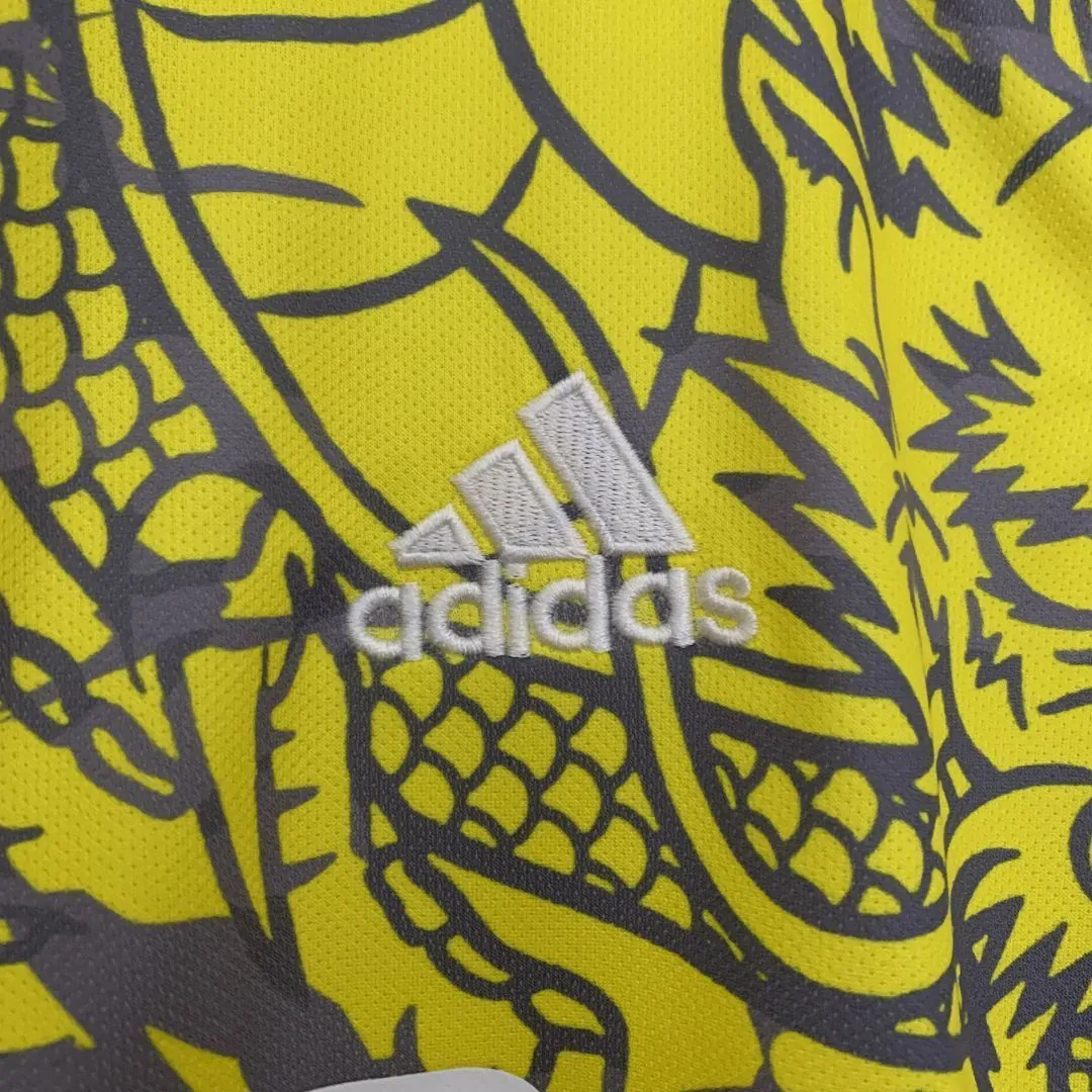 25-26 Real Madrid Yellow Dragon Special Edition Shirt Football Uniform AAAAJersey Dropship Yupo 1