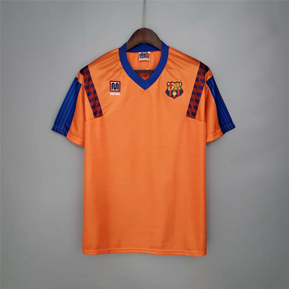 91-92 Barcelona away 17