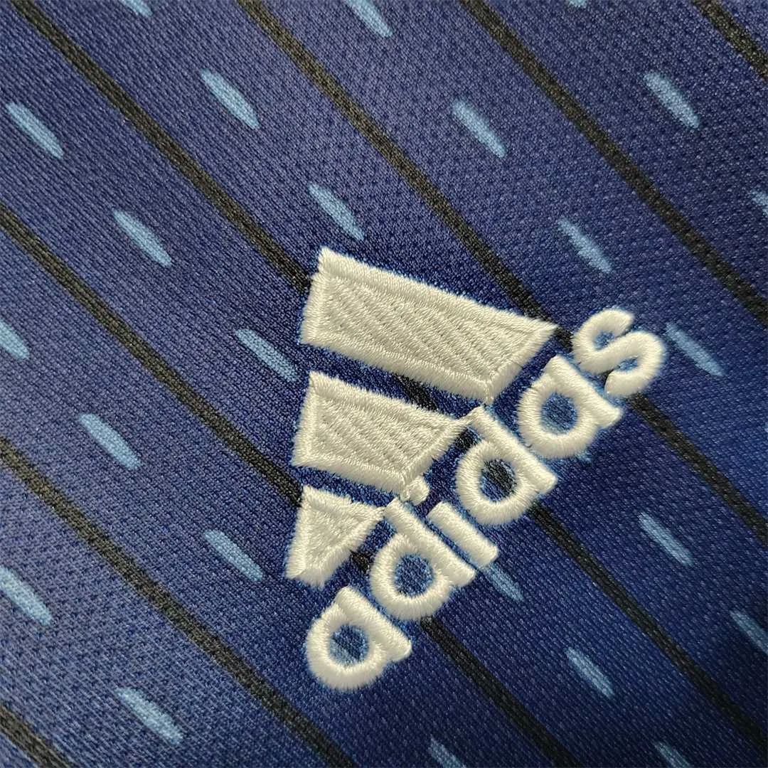 2018 Japan home 4