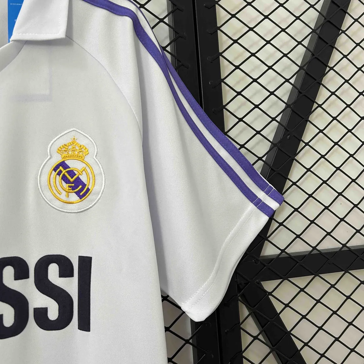 84-85 Real Madrid Home Retro Kit Vintage Shirt AAAAJersey Supplier Yupoo 3