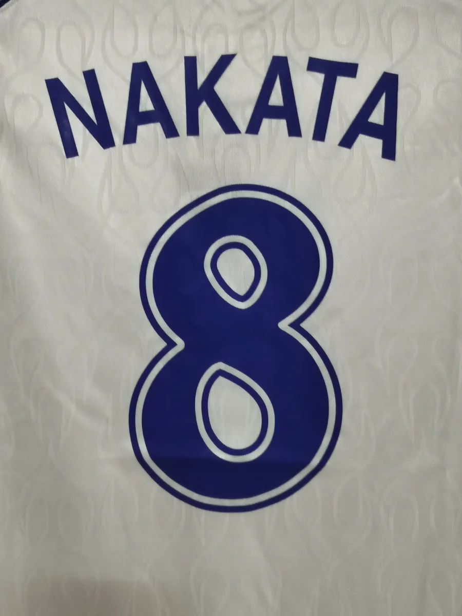 1998 Japan away white 7