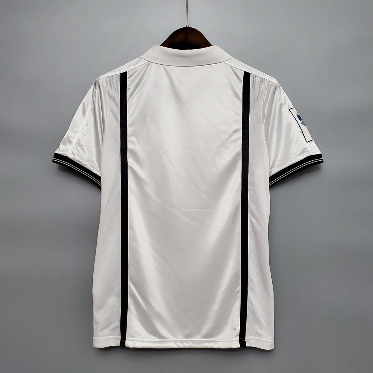 00-01 Valencia home 6