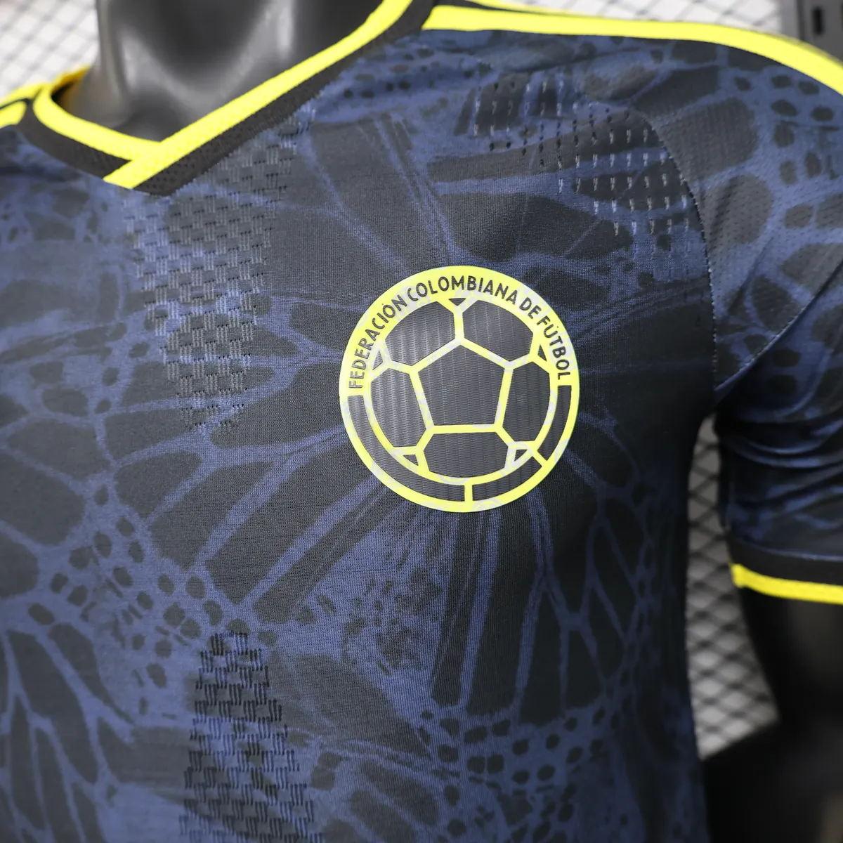 2026 Colombia Mens Special Edition Football T-Shirt AAAAJersey Wholesale Yupoo 9 1