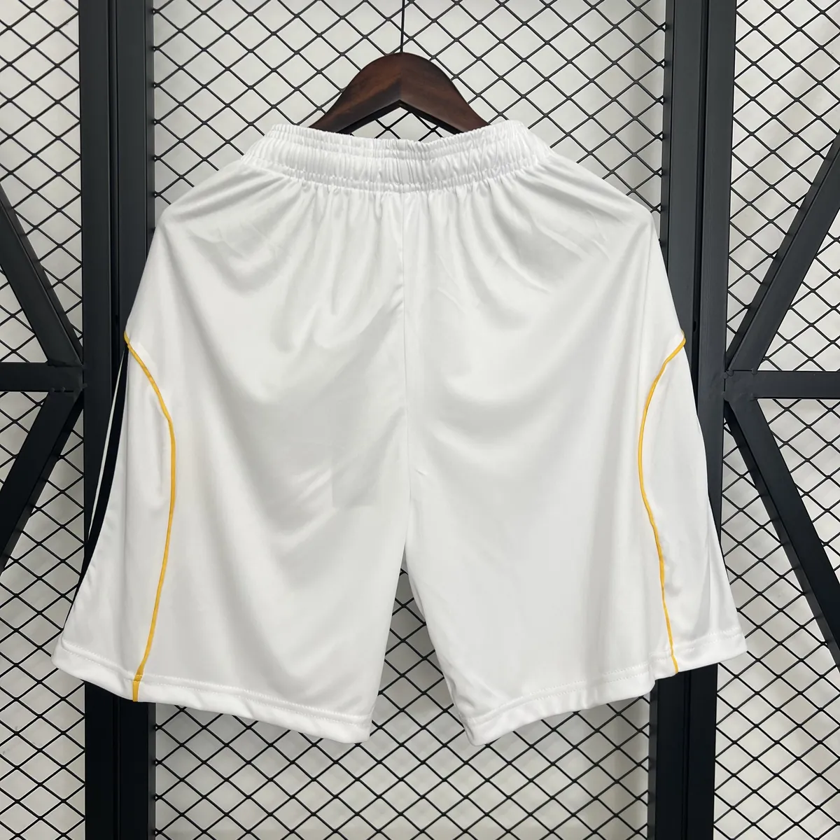 25-26 Real Madrid Home Kit Shorts Soccer AAAAJersey Yupoo S-2XL 1