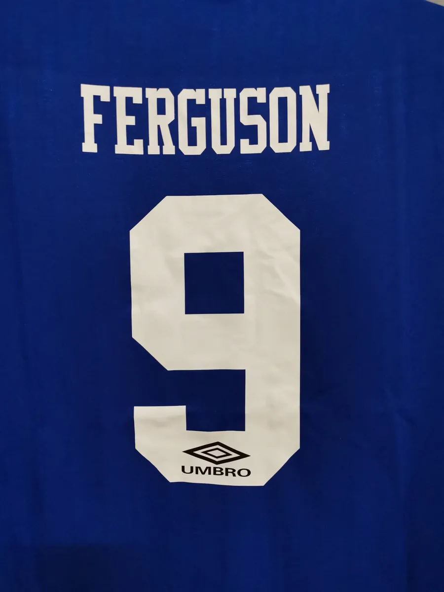94-95 Everton home 10