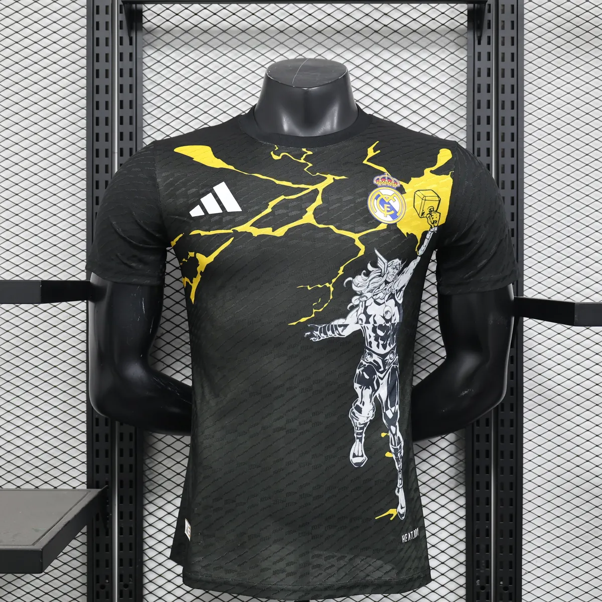 25-26 Real Madrid Special Edition Football Player Version T-Shirt AAAAJersey Wholesale Yupoo 7