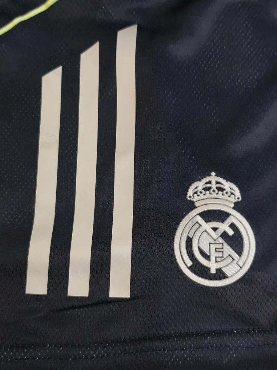 25-26 Real Madrid Away Player Version Kid Kits Youth Apparels AAAAJersey Supply Yupoo 3