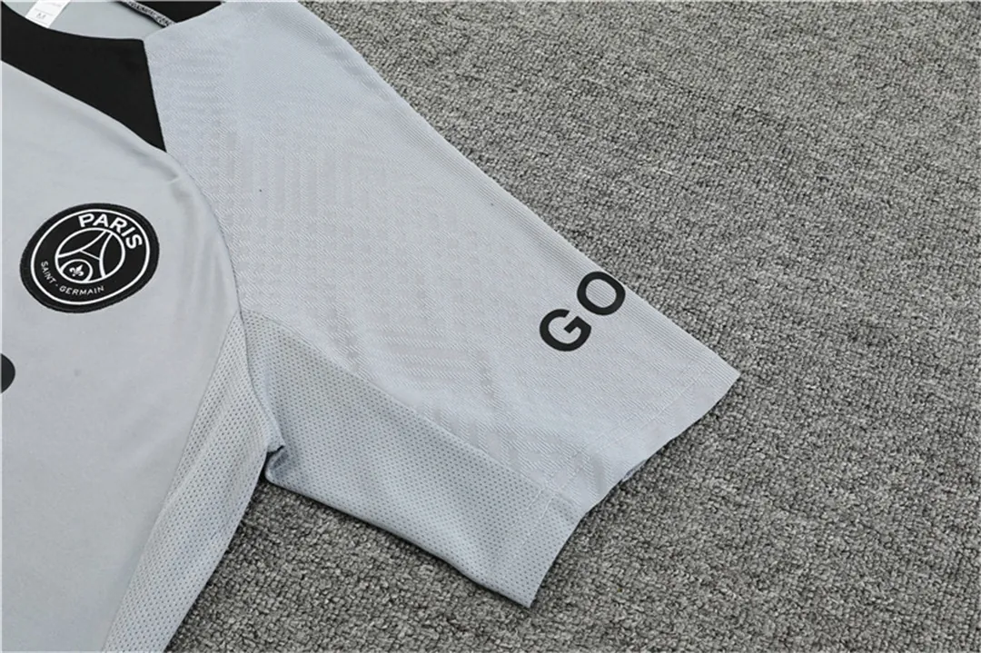 22-23 PSG training suit gray 4