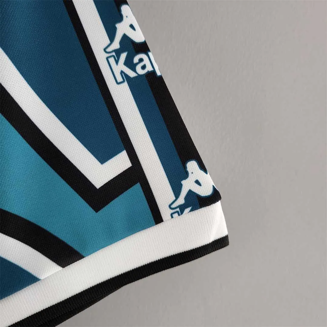 95-97 Real Betis away 7