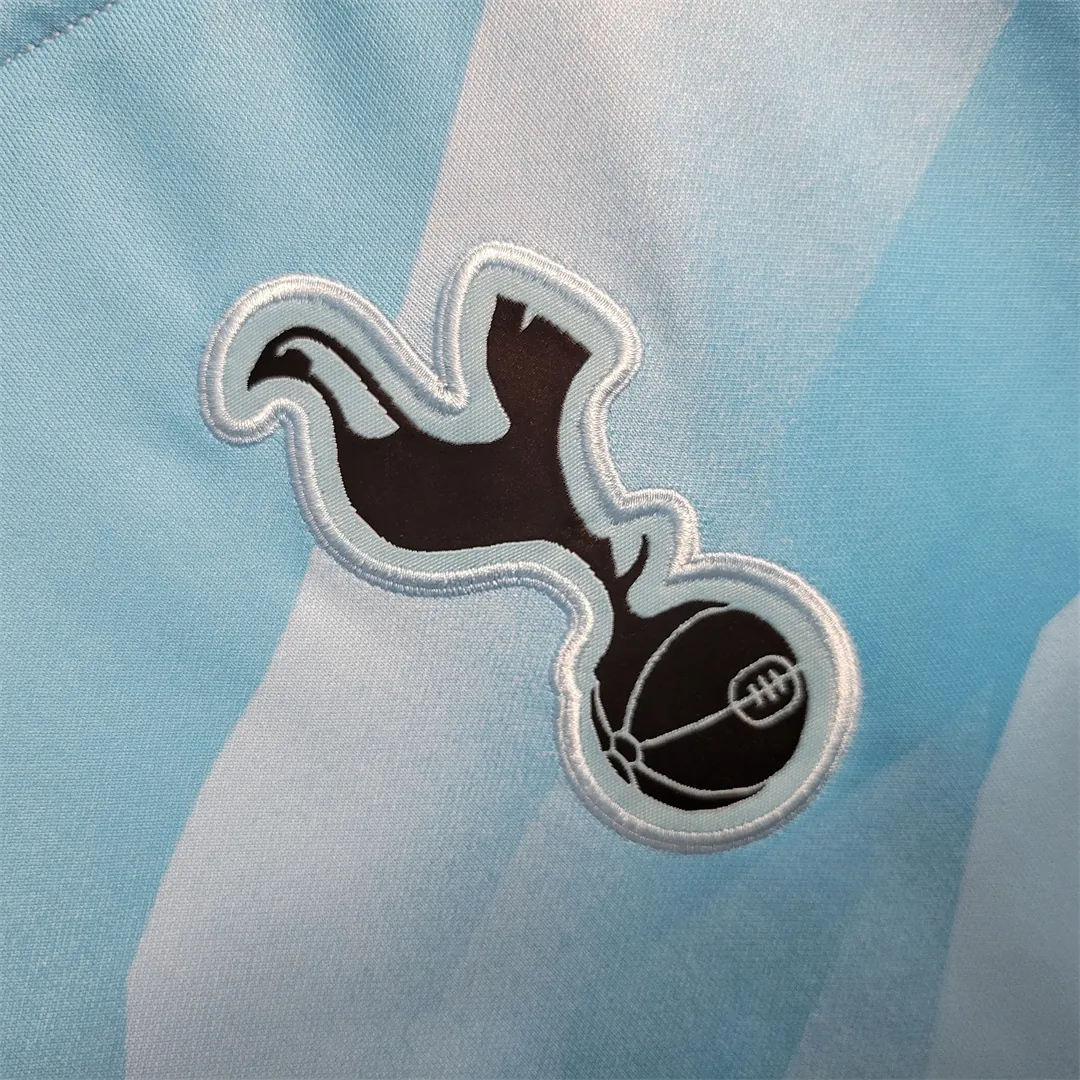 23-24 Tottenham Hotspur goalkeeper 2