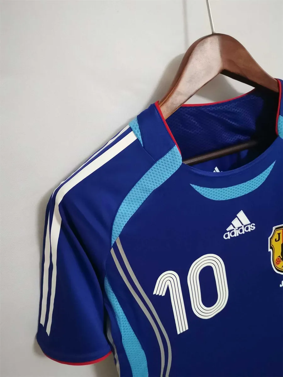 2006 Japan home blue 8