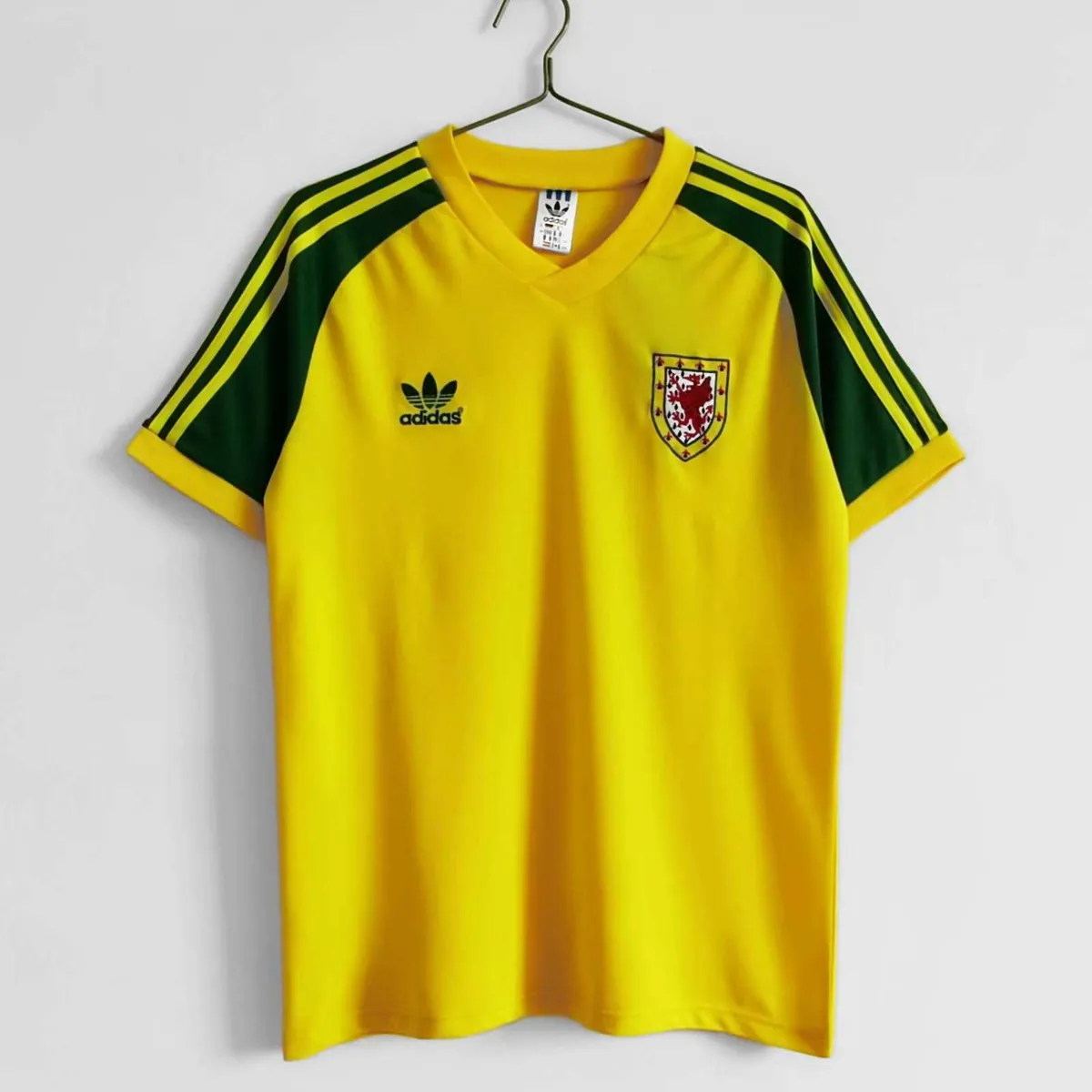 1982 Wales away 10