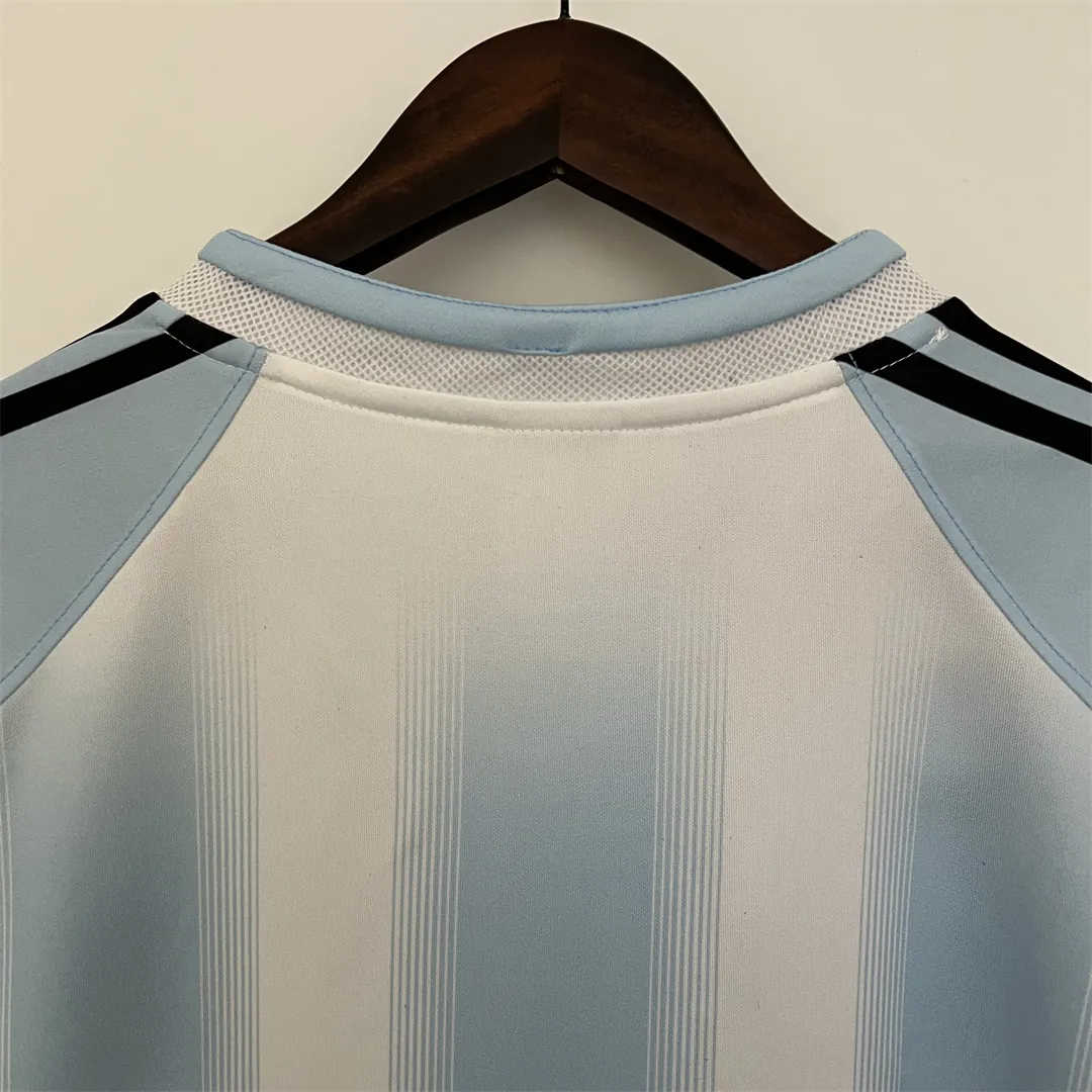 04-05 Argentina home 3